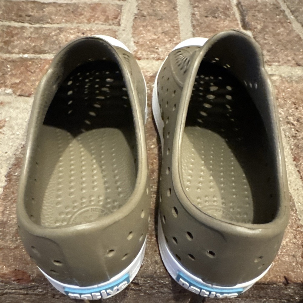 Native Jefferson Rookie Green/Shell White Slip On Shoes Toddlers Sz 12 - Picture 11 of 14
